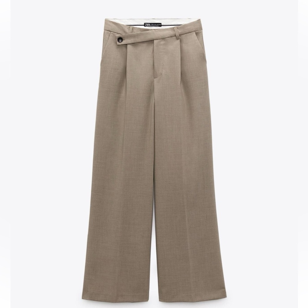 ZARA FULL LENGTH ASYMMETRIC PANTS
SIZE L